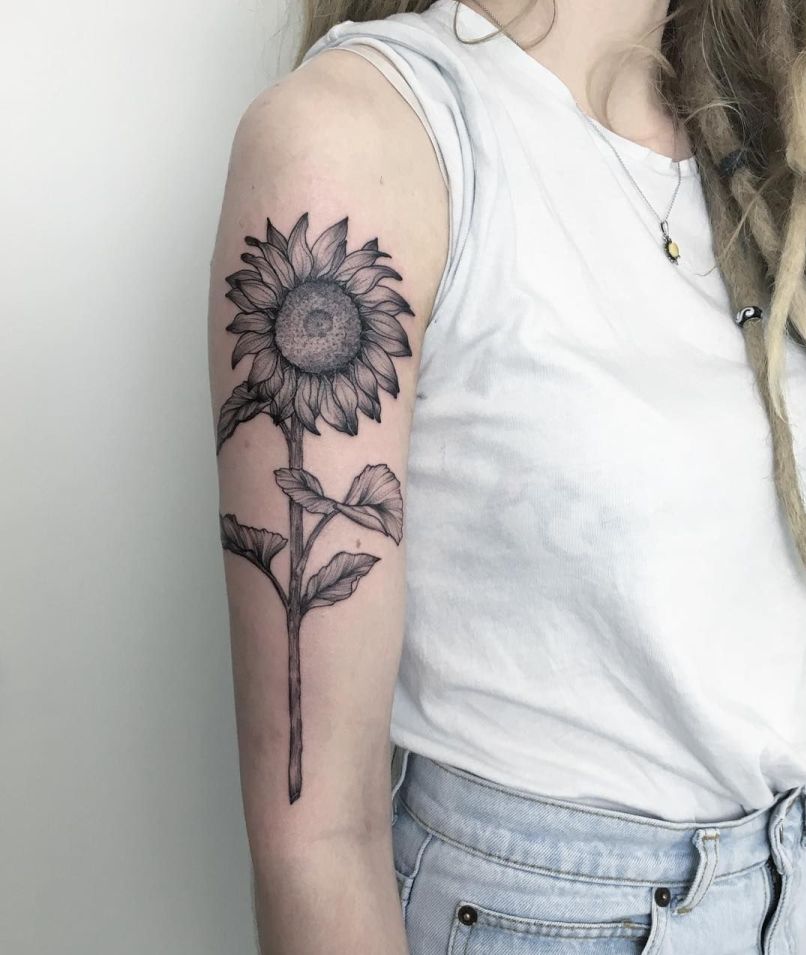 awesome-sunflower-tattoo-Freywerk-Tattoo-Studio