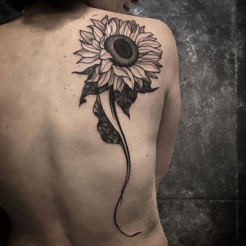 awesome-sunflower-tattoo-by-Livia-Nati