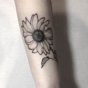creative-sunflower-tattoo-by-SAMANTHA-SAM