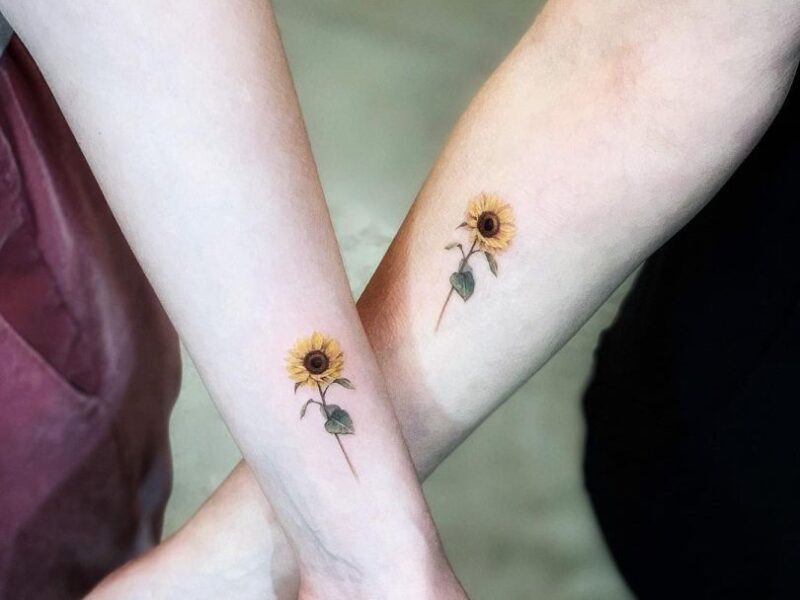135 Super Sunflower Tattoo Ideas [2024 Inspiration Guide] | Sunflower  tattoo small, Beautiful small tattoos, Tiny foot tattoos
